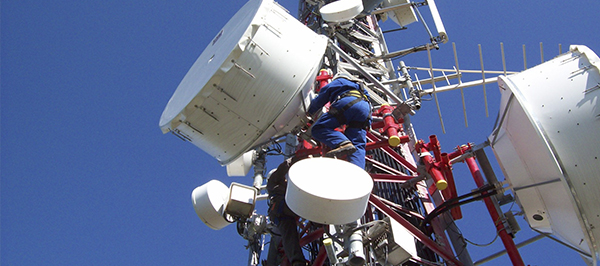 Manutenção de torre metálica